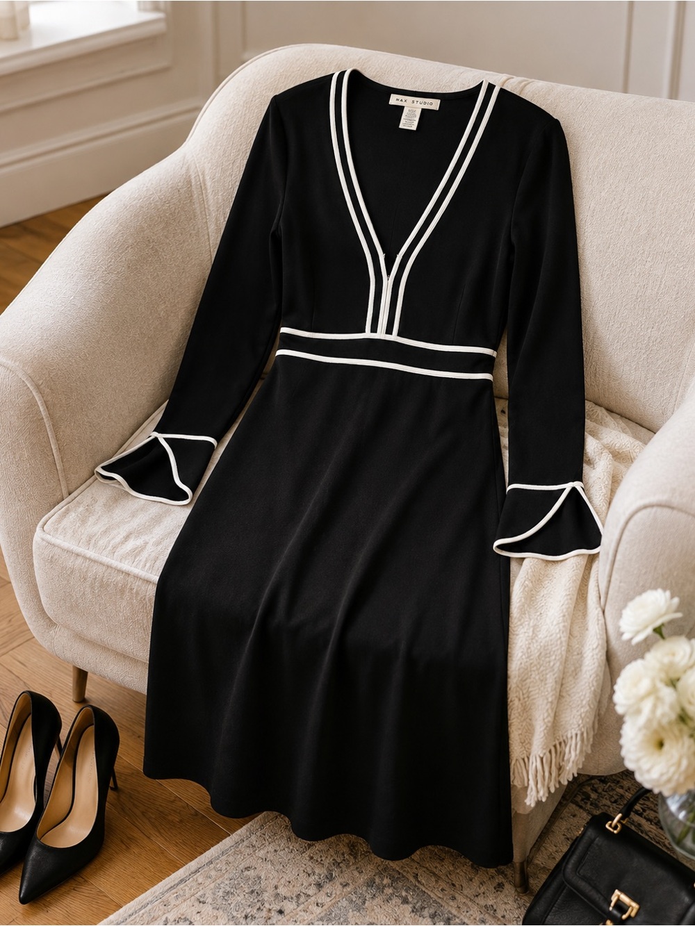 Max Studio Black & White Contrast Trim Knit Dress Size M